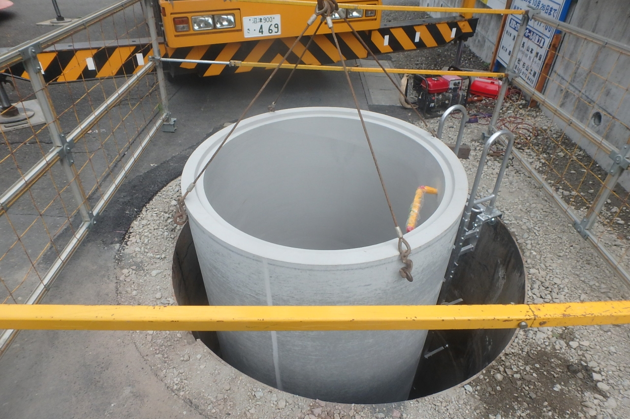 マンホール設置工事